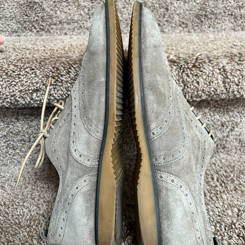 Burberry Men’s  Beige  Suede Oxford Brogues. - Picture 10 of 13